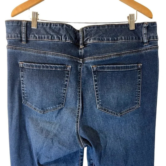 Lane Bryant Jeans Size 18 Magic Waist Band High Rise Straight Stretch Denim Plus - Picture 4 of 9